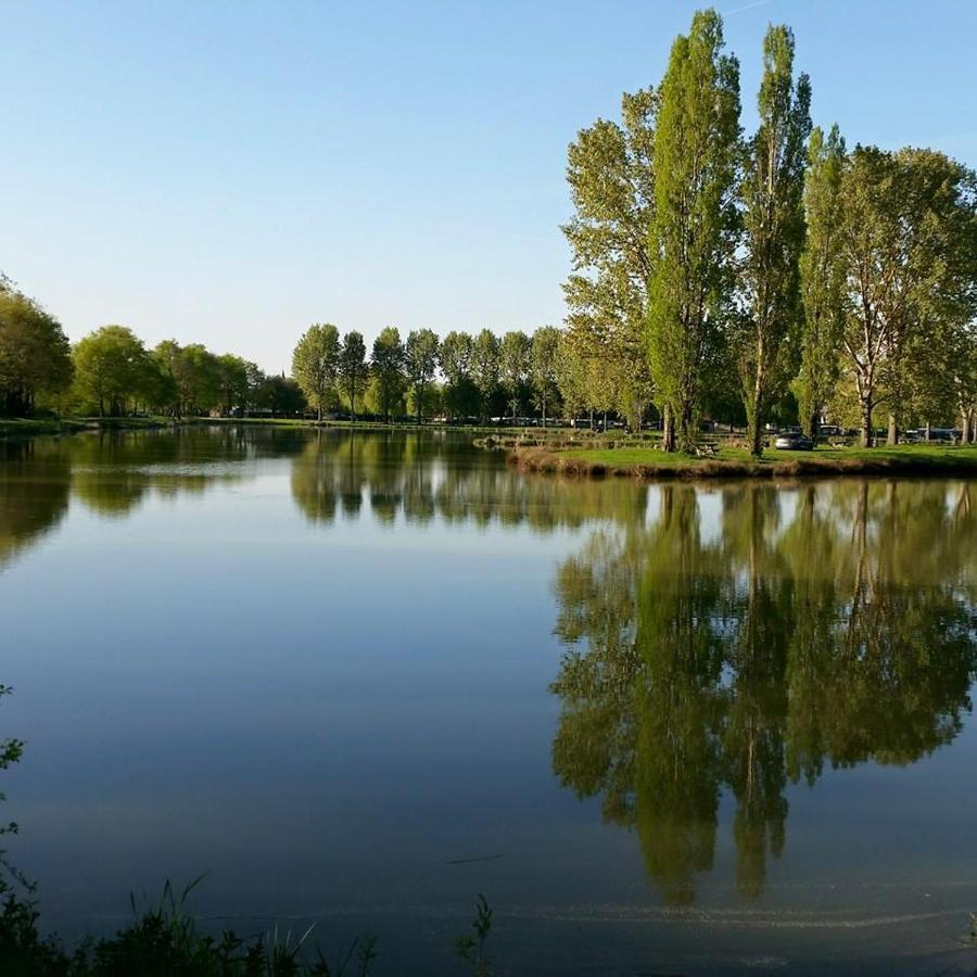L'Oasis Des Dombes Ambérieux-en-Dombes Exterior foto